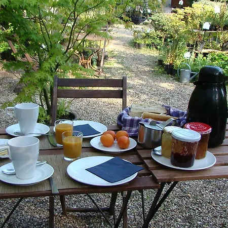 بيت للعطل Du Jardin Francais *